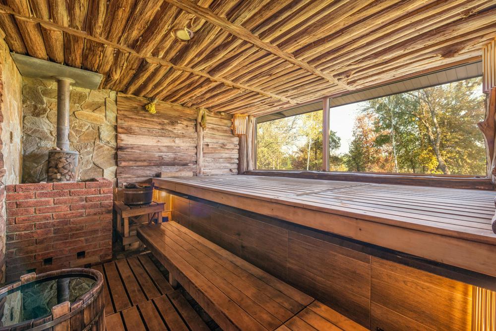 indoor sauna-c65595b7e27141ecb2f65f9d81966b72.jpg indoor sauna